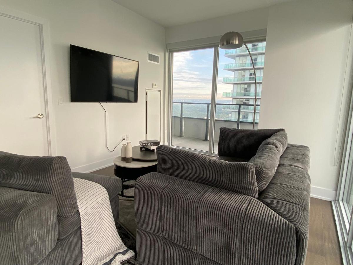 1 Bedroom Waterfront Condo Торонто Екстериор снимка